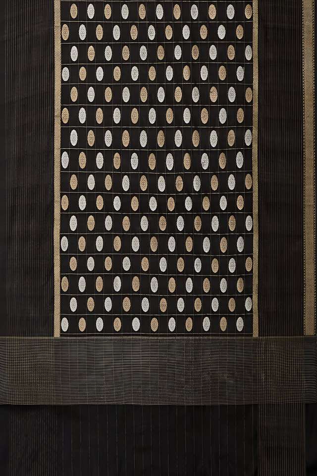 Black Pure Silk Kadwa Banarasi Saree thumbnail image number null