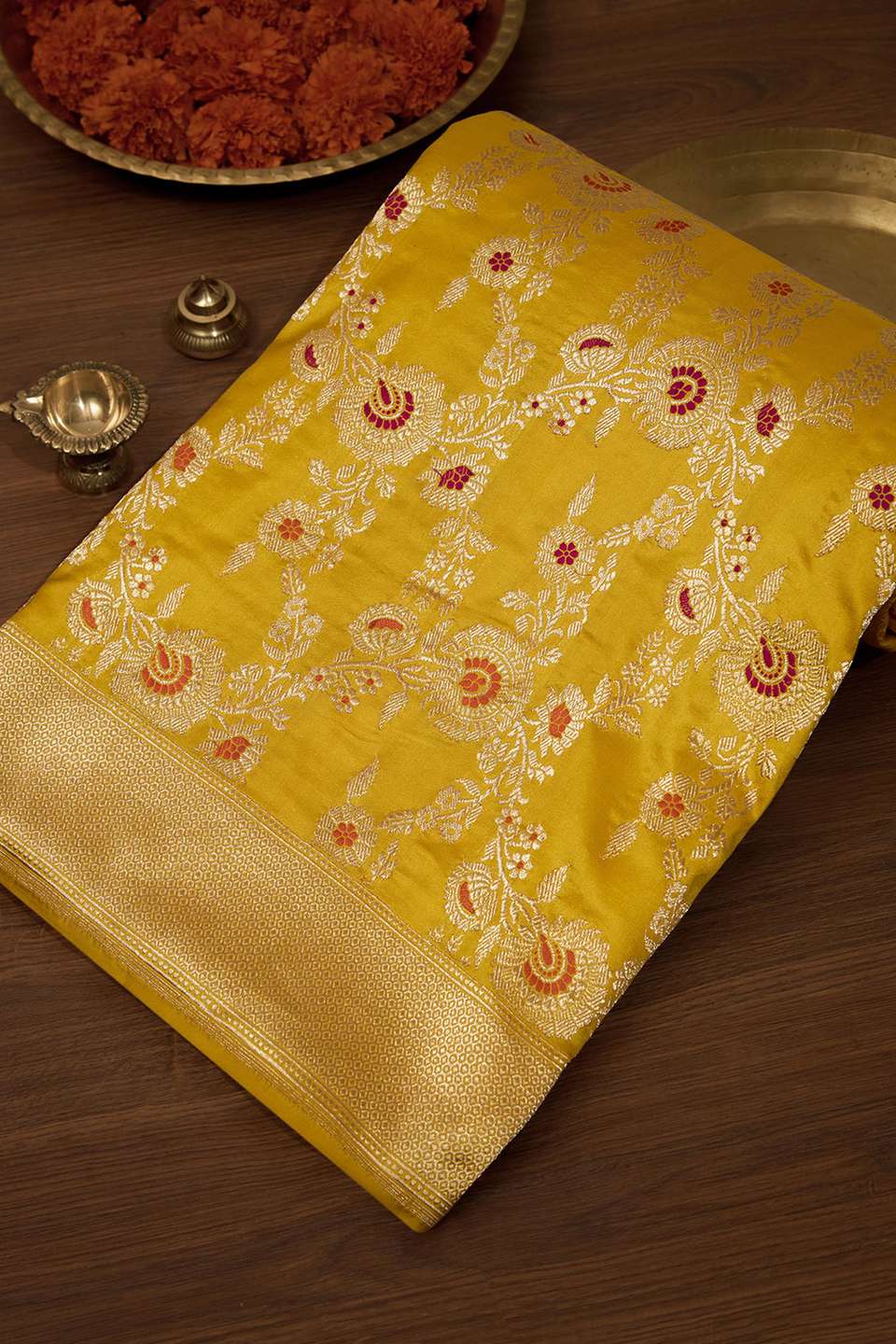 Yellow Pure Silk Kadwa Banarasi Saree