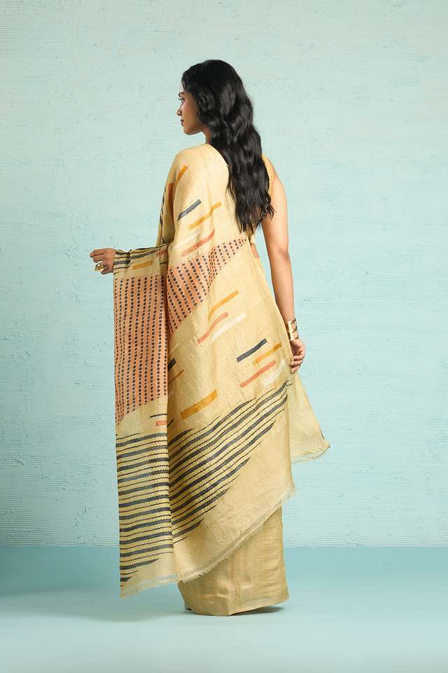 Beige Chattisgarh Pure Tussar Silk Hand Painted Saree thumbnail image number null