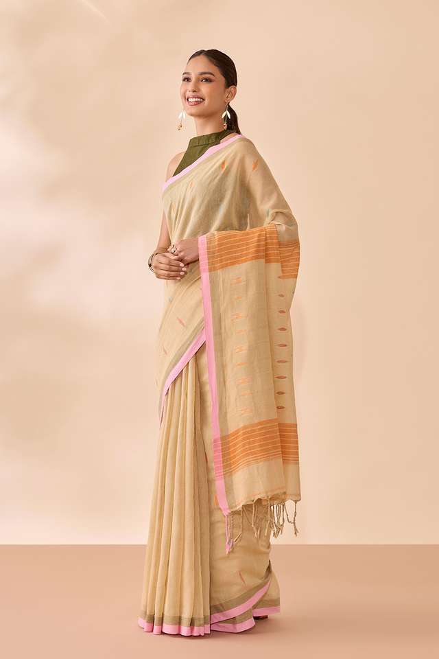 Beige Bengal Pure Cotton Jamdani Saree thumbnail image number null