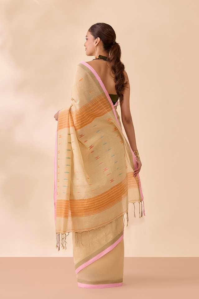 Beige Bengal Pure Cotton Jamdani Saree thumbnail image number null