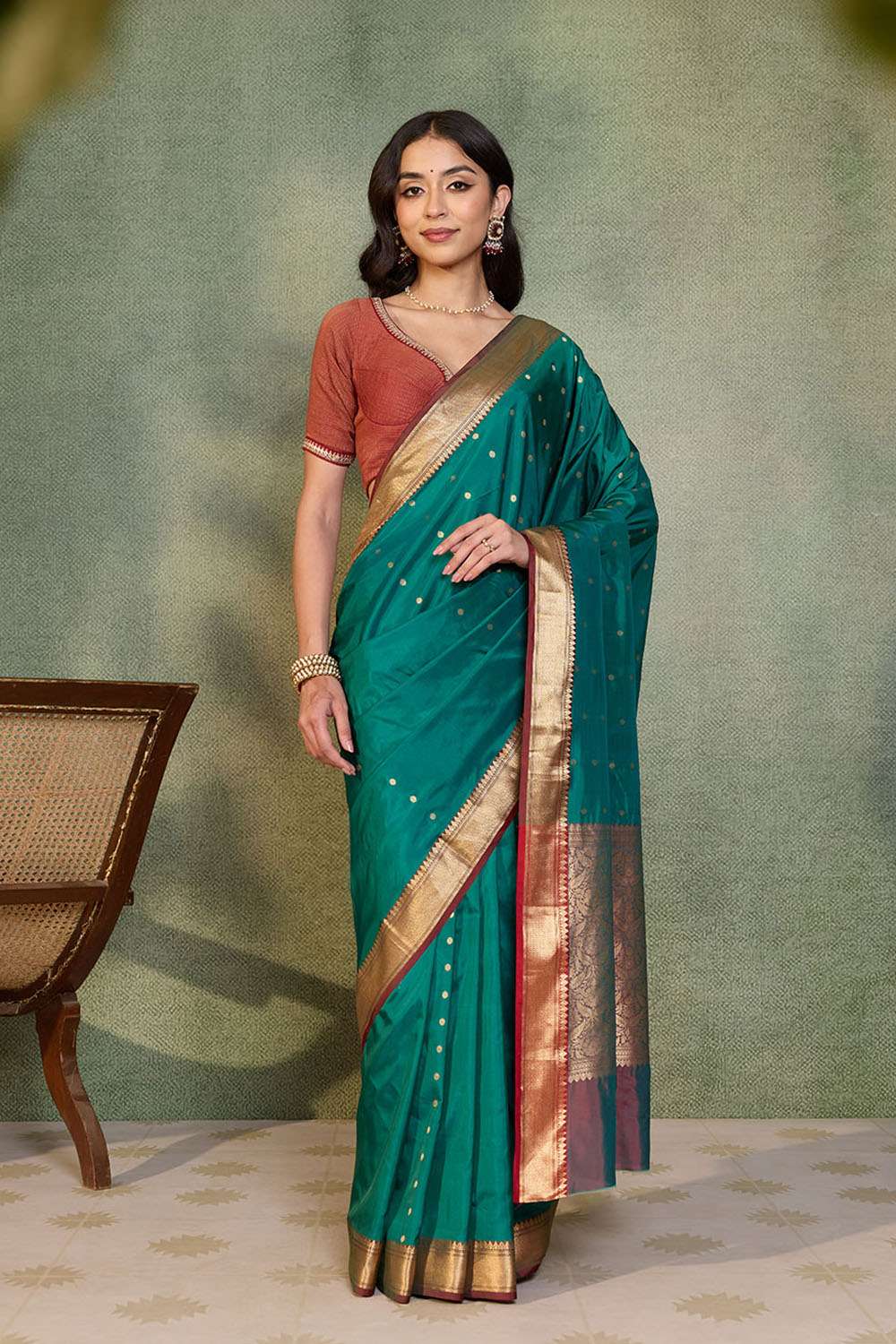 Green Silk Viscose Cutwork Banarasi Inspired Design Saree image number null
