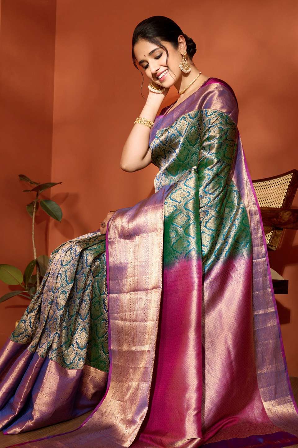 Dark Blue Woven Kanjeevaram Inspired Design Silk Viscose Saree