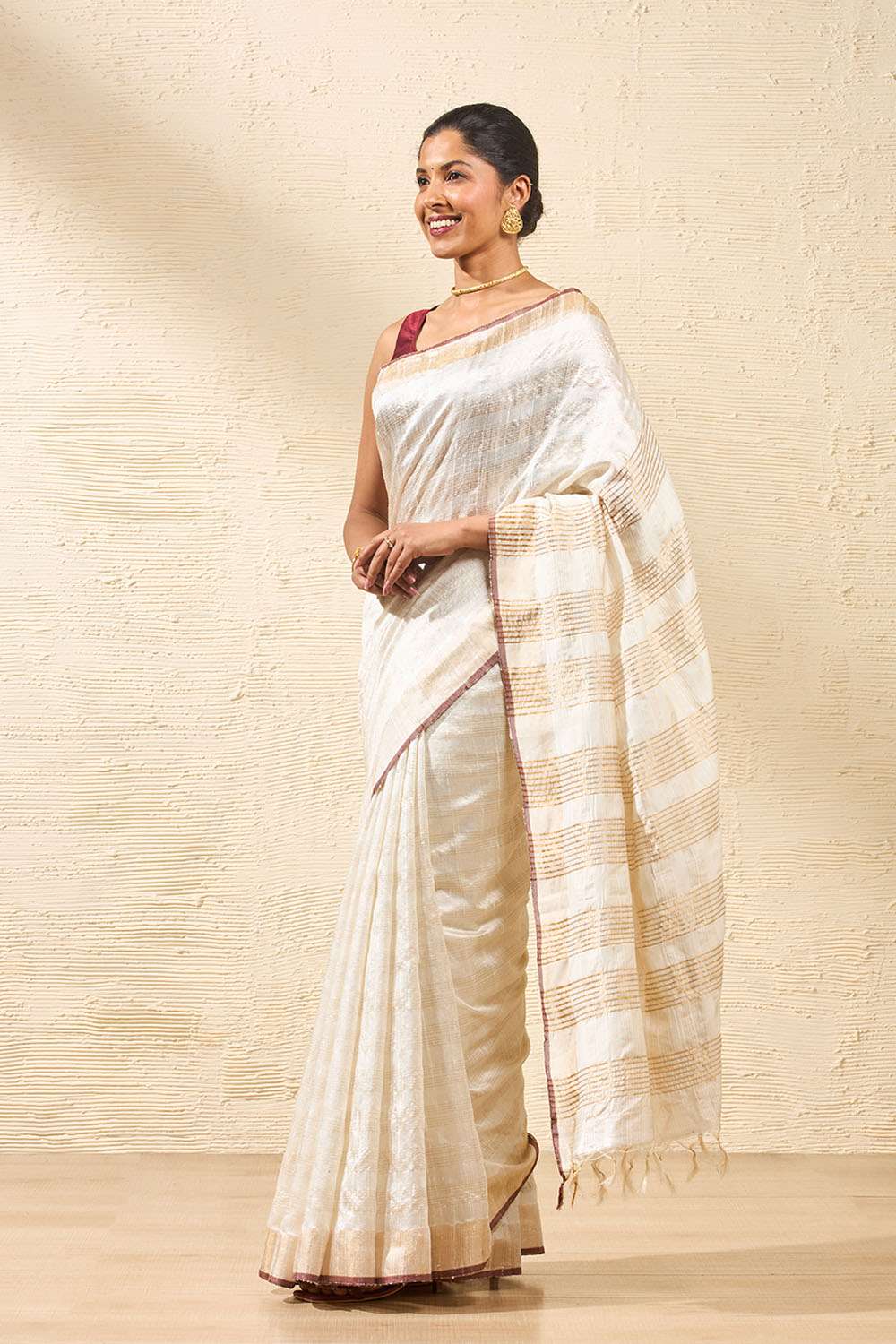 Off White Bhagalpur Woven Pure Tussar Silk Saree image number null