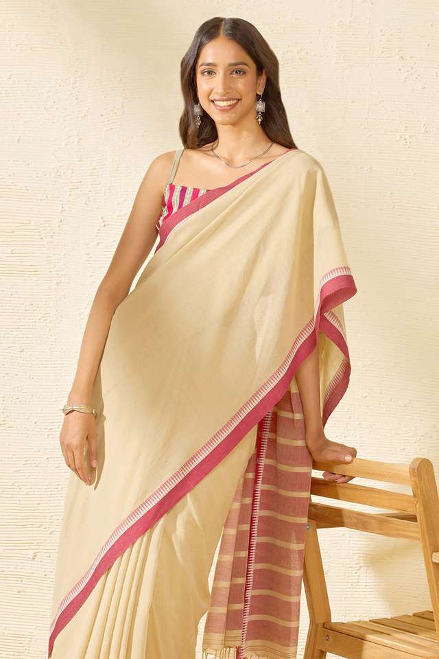 Beige Woven Pure Cotton Bengal Saree image number
