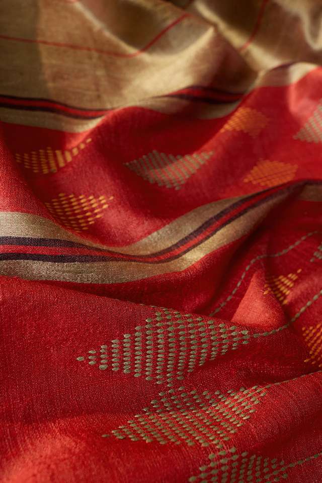 Brown Woven Pure Tussar Silk Bhagalpur Saree thumbnail image number null