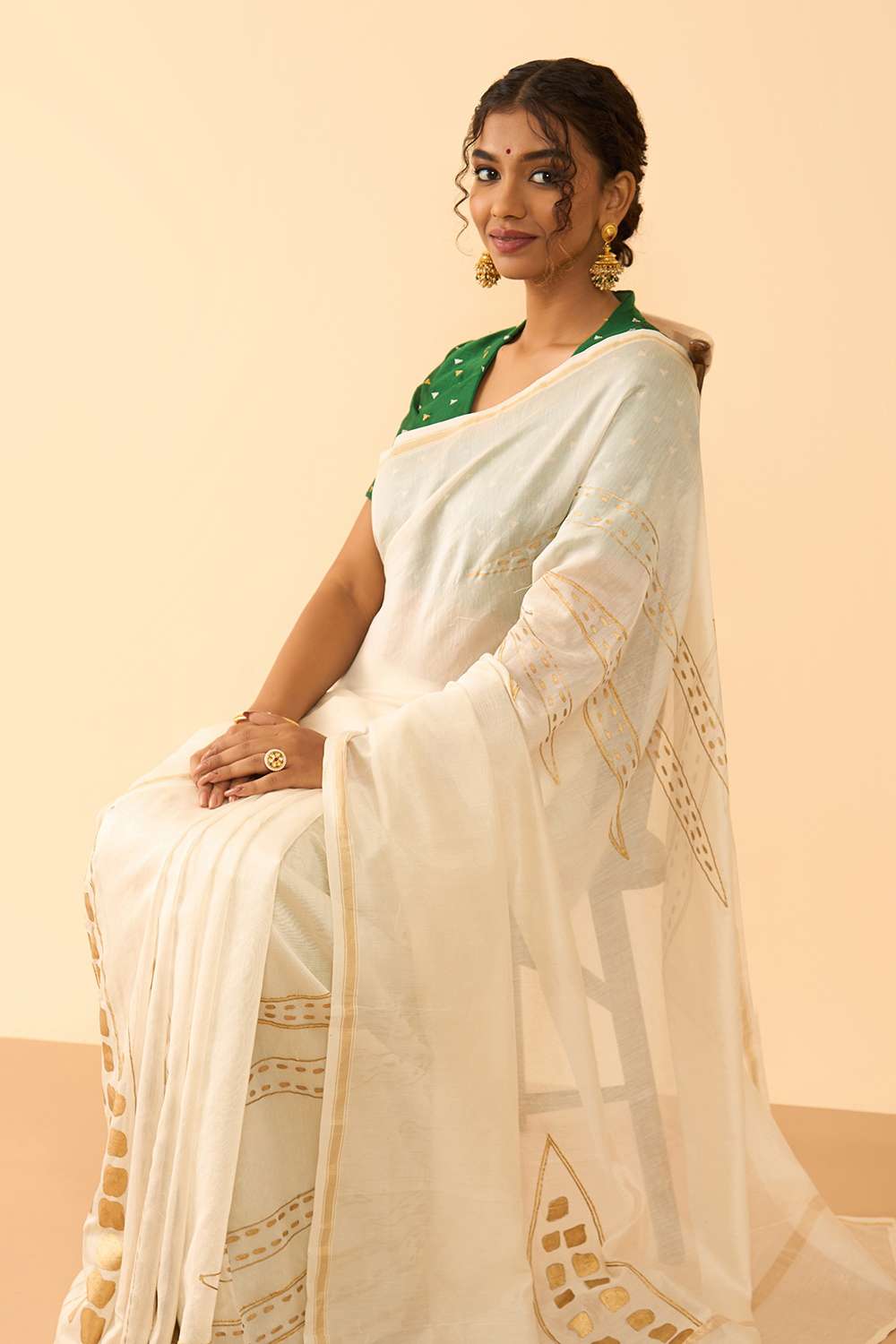 Off White Pure Silk Cotton Block Printed Embroidered Saree image number null