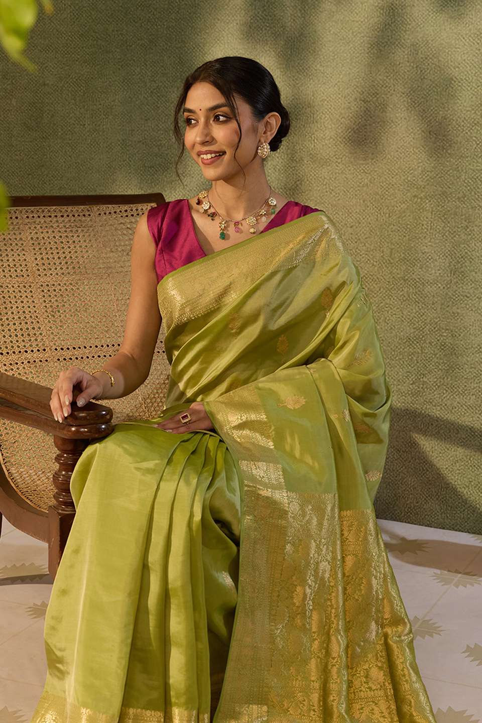 Green Silk Viscose Kadwa Banaras Inspired Design Saree