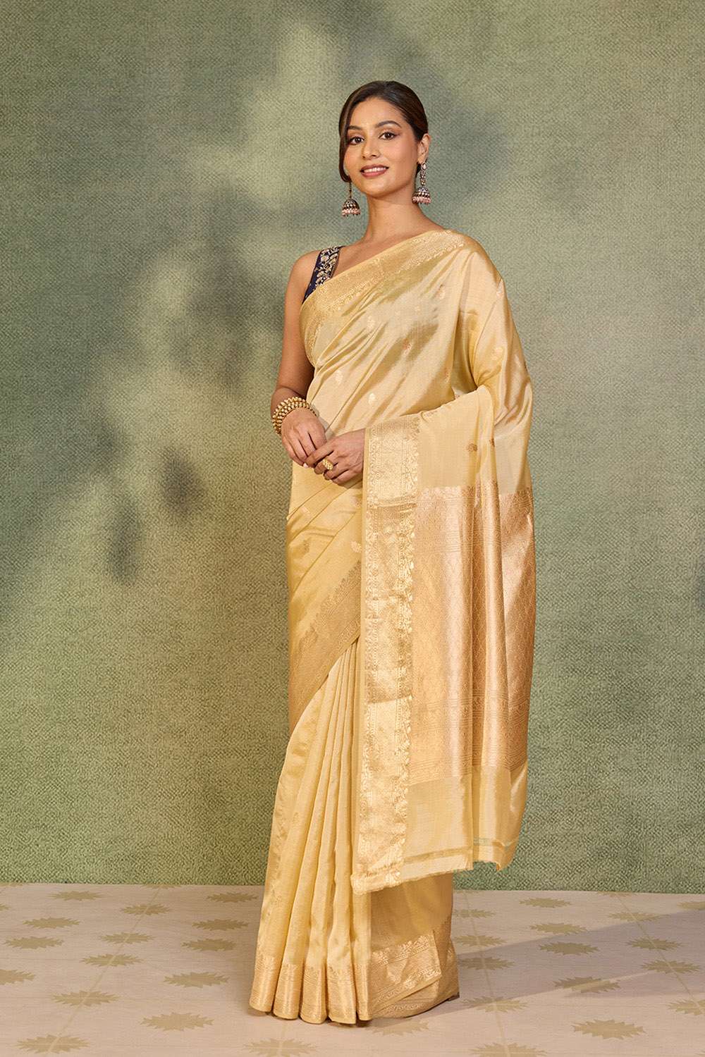 Beige Silk Viscose Kadwa Banarasi Saree image number null