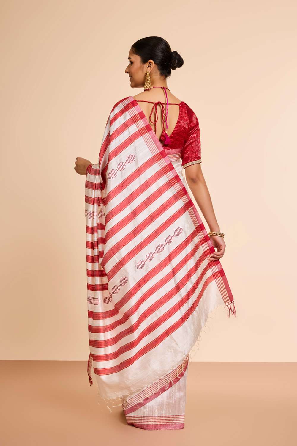 Off White Bhagalpur Woven Pure Tussar Silk Saree image number null