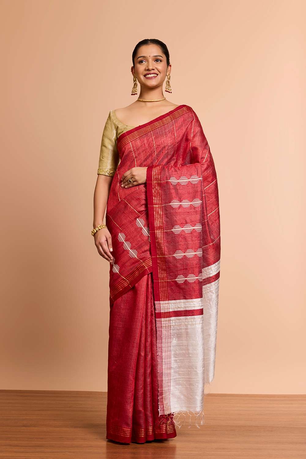 Red Bhagalpur Woven Pure Tussar Silk Saree image number null