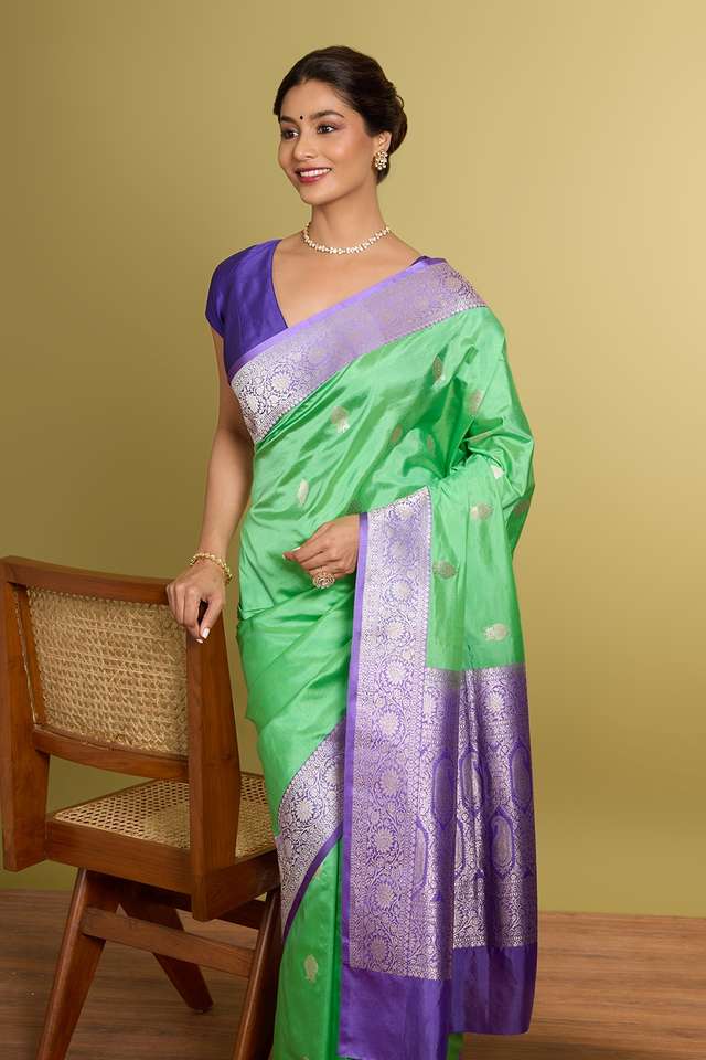 Light Green Pure Silk Kadwa Banarasi Saree thumbnail image number null