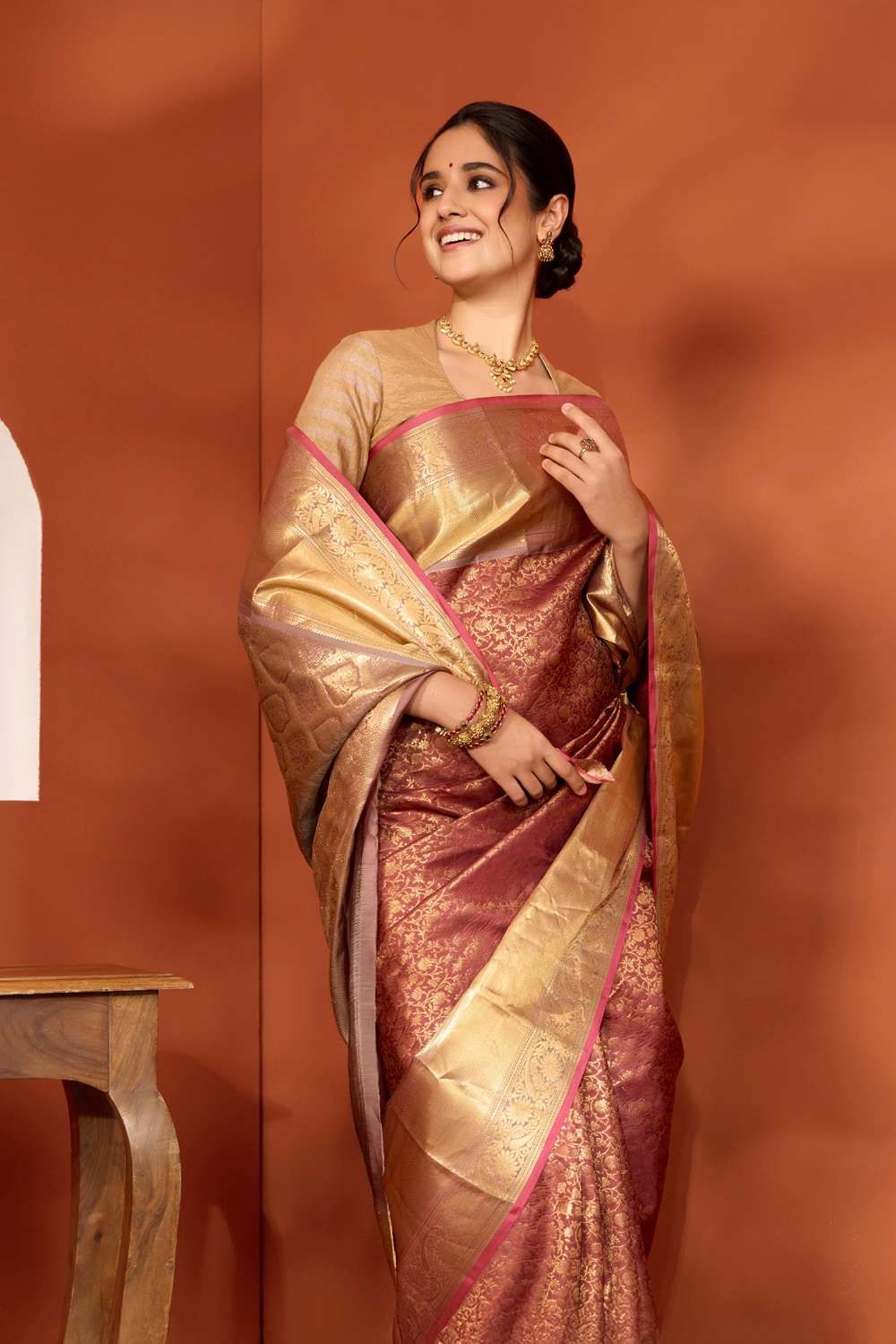 Brown Woven Kanjeevaram Inspired Design Silk Viscose Saree image number null