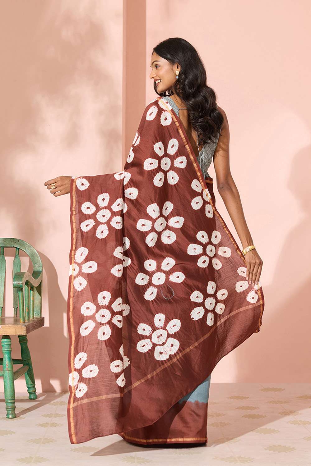 Grey Tie & Dye Shibori Pure Silk Cotton Saree image number null