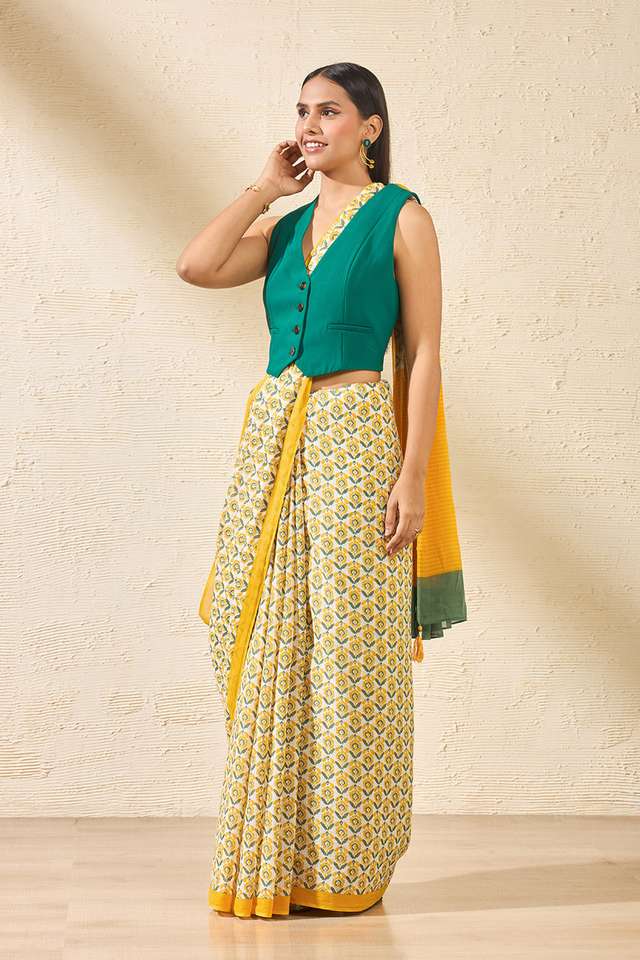 Yellow Screen Printed Bengal Pure Mulmul Cotton Saree thumbnail image number null