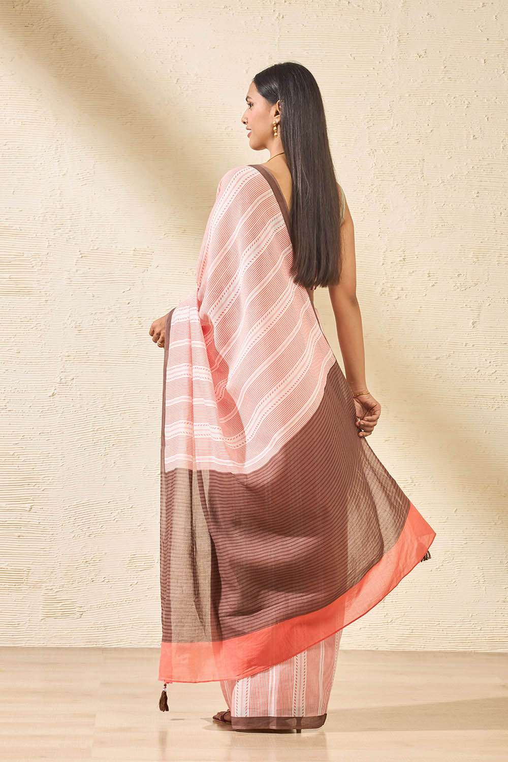Light Orange Screen Printed Bengal Pure Mulmul Cotton Saree image number null