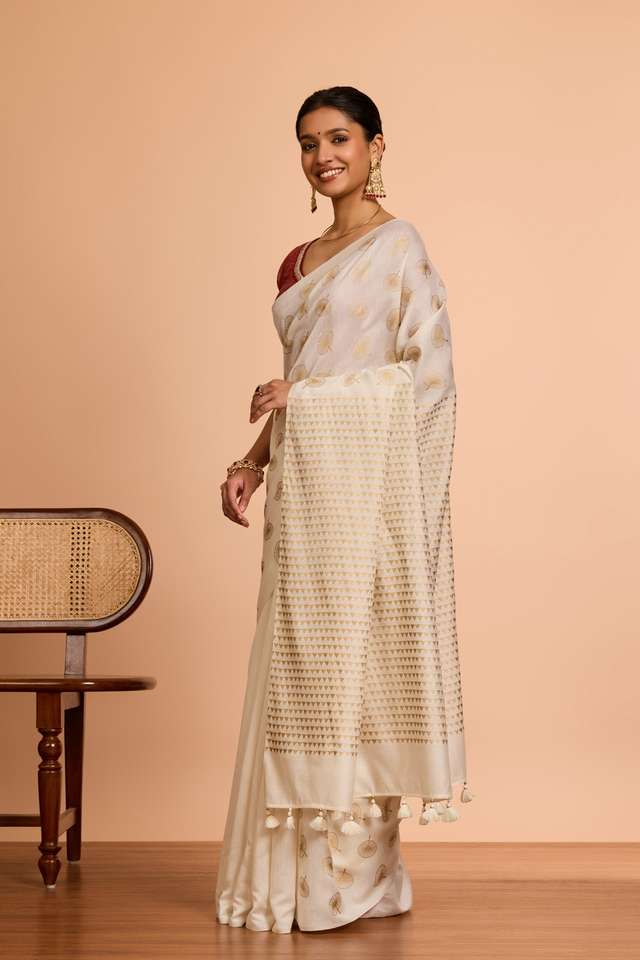 Off White  Screen Printed  Pure Silk Cotton Saree thumbnail image number null