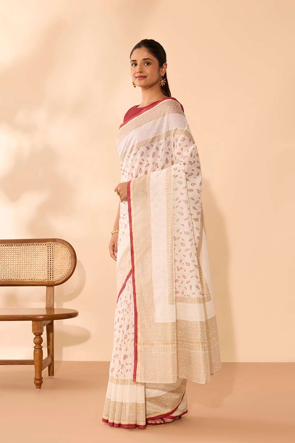 Off White Rajasthan Pure Silk Cotton Printed Sanganeri Saree image number null