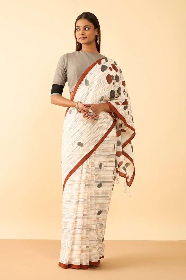 Off White Maharashtra Hand Painted Khadi Cotton Saree image number