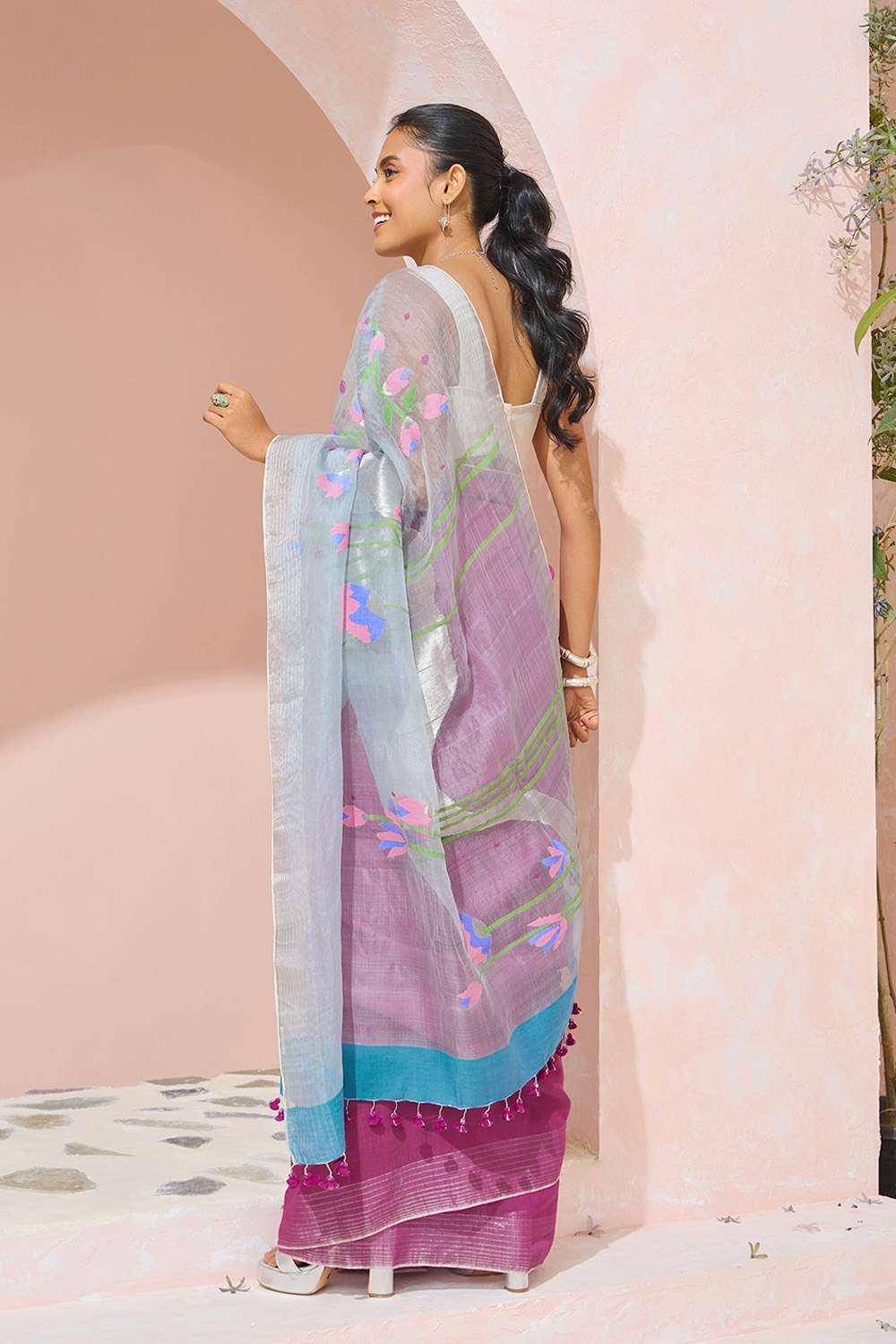 Violet Bengal Pure Silk Cotton Jamdani Saree image number null