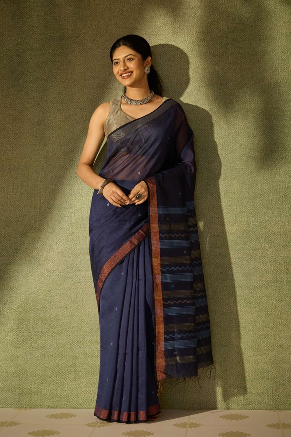 Dark Blue Bengal Pure Silk Cotton Jamdani Saree image number null