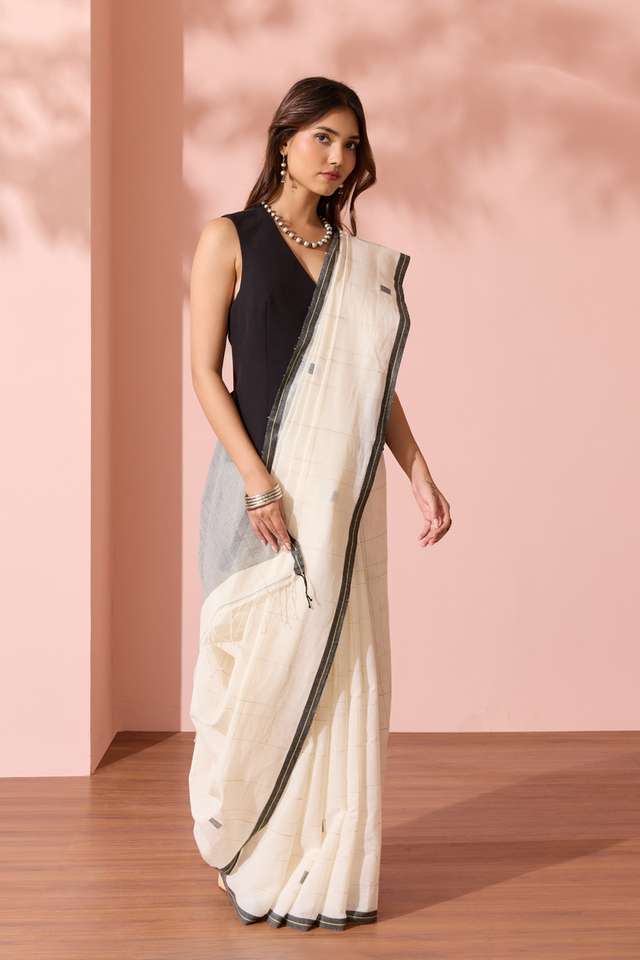 Off White Bengal Pure Cotton Jamdani Saree thumbnail image number null