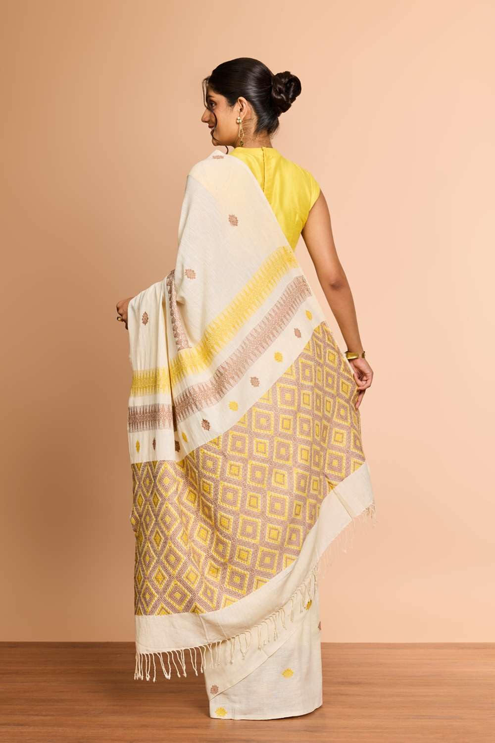 Off White Assam Woven Pure Eri Saree image number null