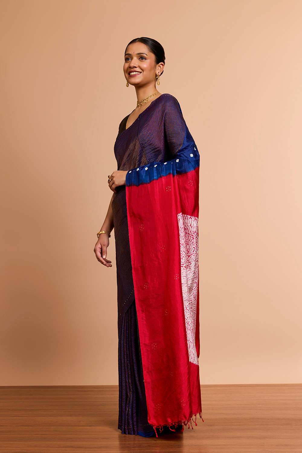 DarkBlue Bengal Pure Silk Tissue Mukaish Saree image number null