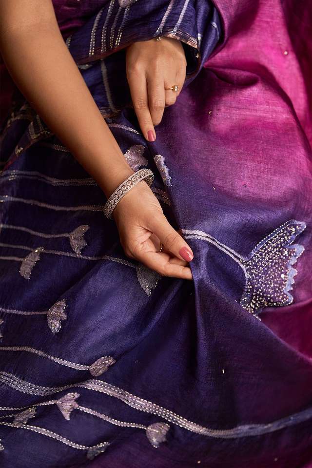 Purple Bengal Pure Tussar Silk Hand Painted Saree thumbnail image number null