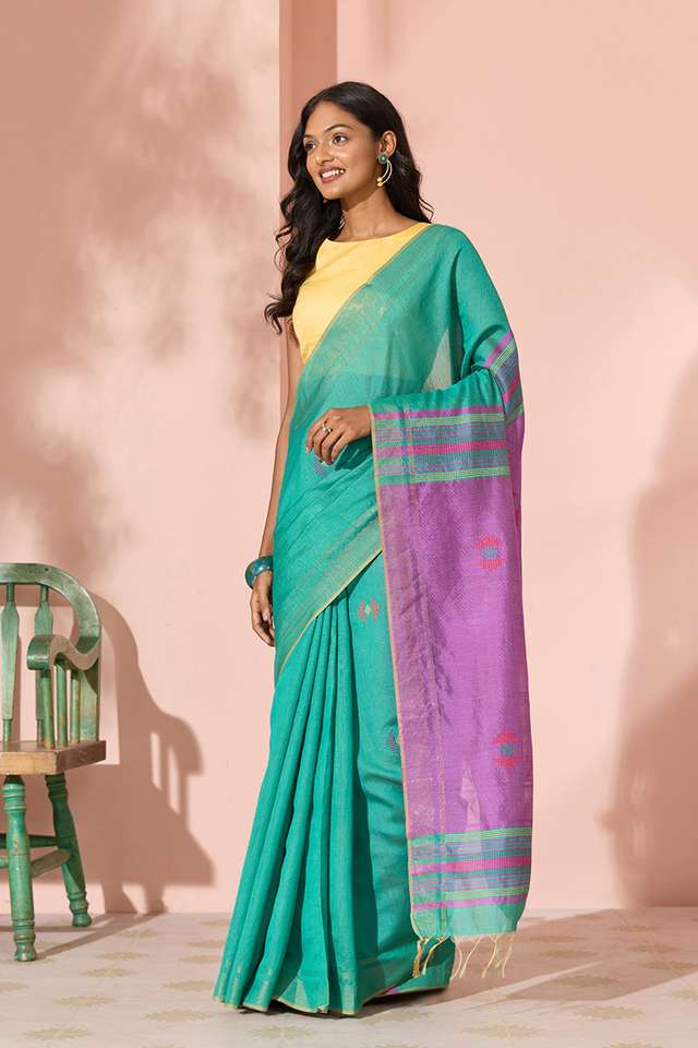 Dark Green Woven Silk Viscose Bhagalpur Saree thumbnail image number null