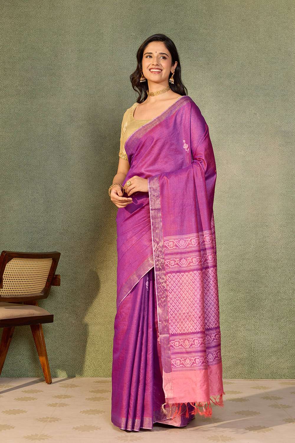 Purple Chattisgarh Woven Pure Tussar Silk Saree image number null