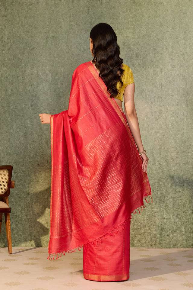 Dark Pink Chattisgarh Woven Pure Tussar Silk Saree thumbnail image number null