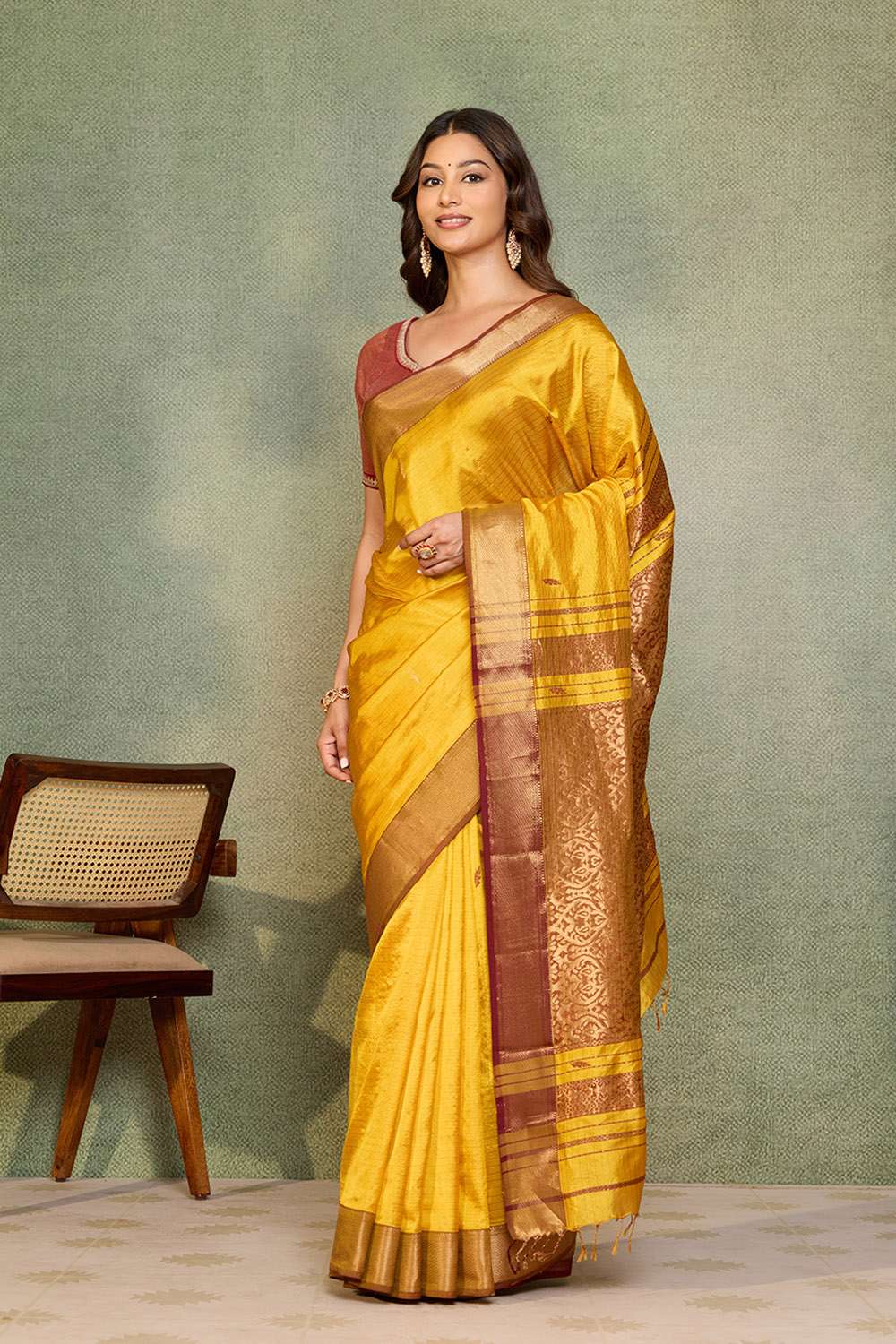 Yellow Woven Pure Silk Maheshwari Saree image number null