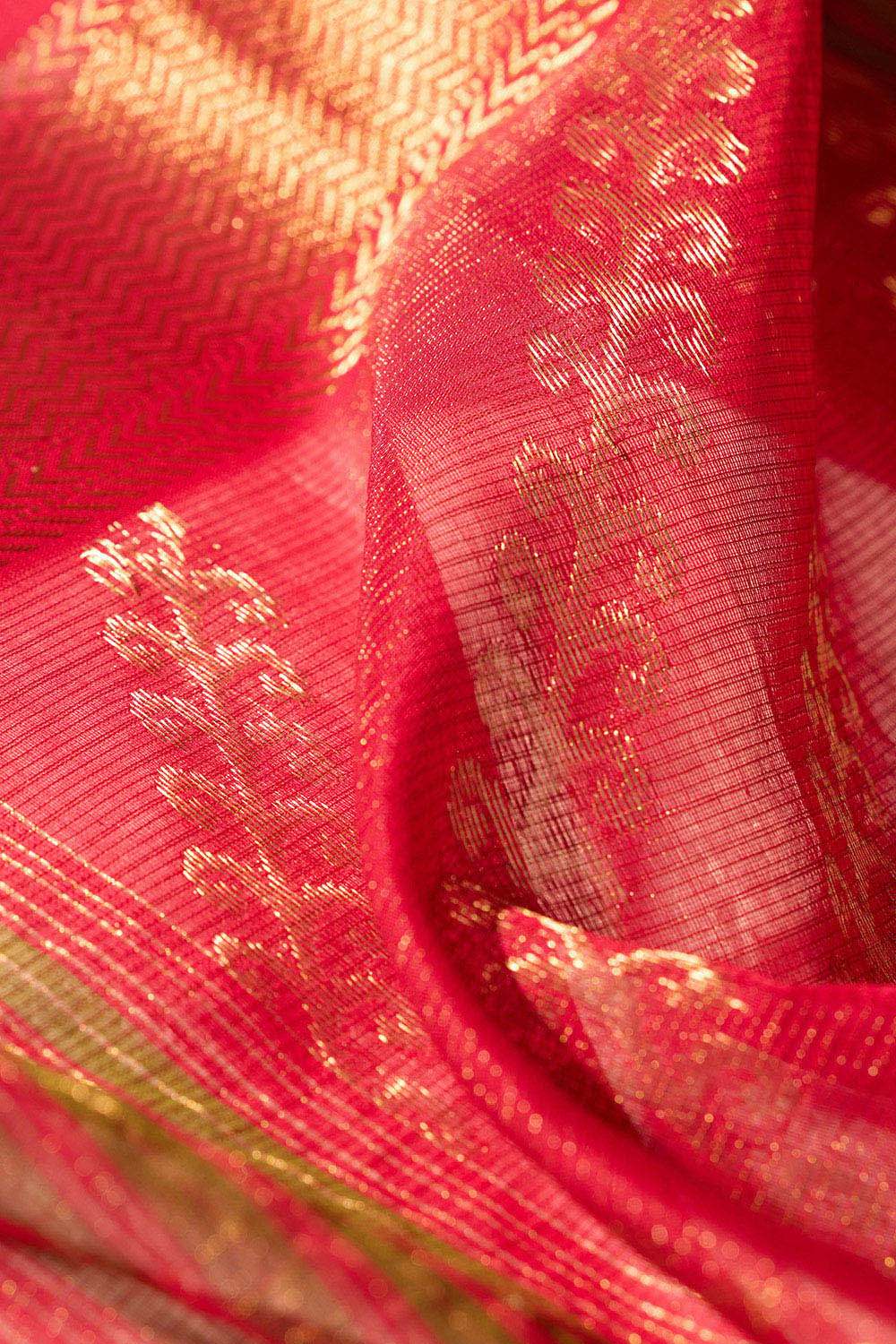 Green Woven Pure Silk Cotton Maheshwari Saree image number null