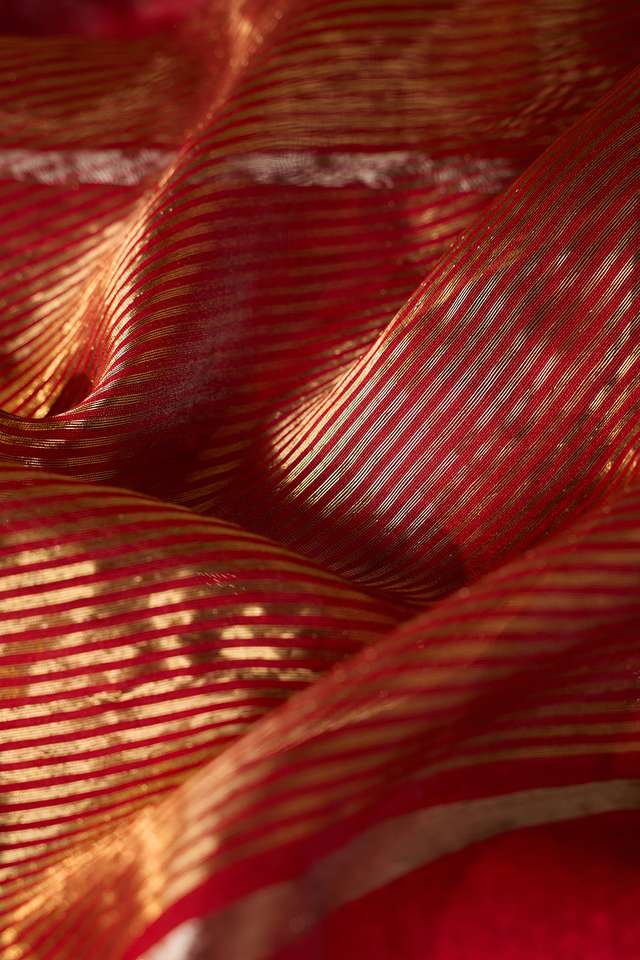 Red Woven Pure Silk Cotton Chanderi Saree thumbnail image number null