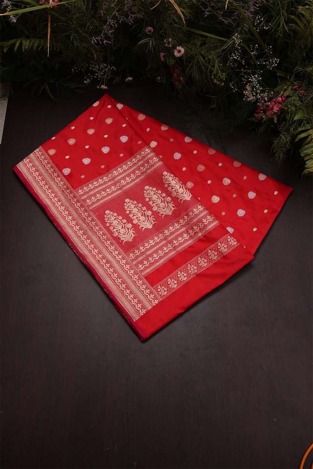 Red Banaras Silk Saree thumbnail image number null