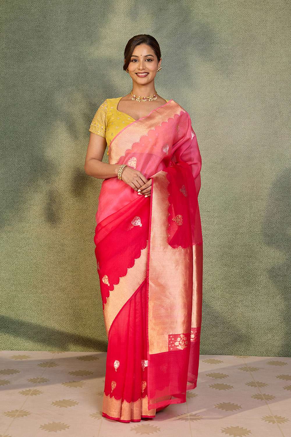 Pink Pure Silk Organza Kadwa Banarasi Saree image number null