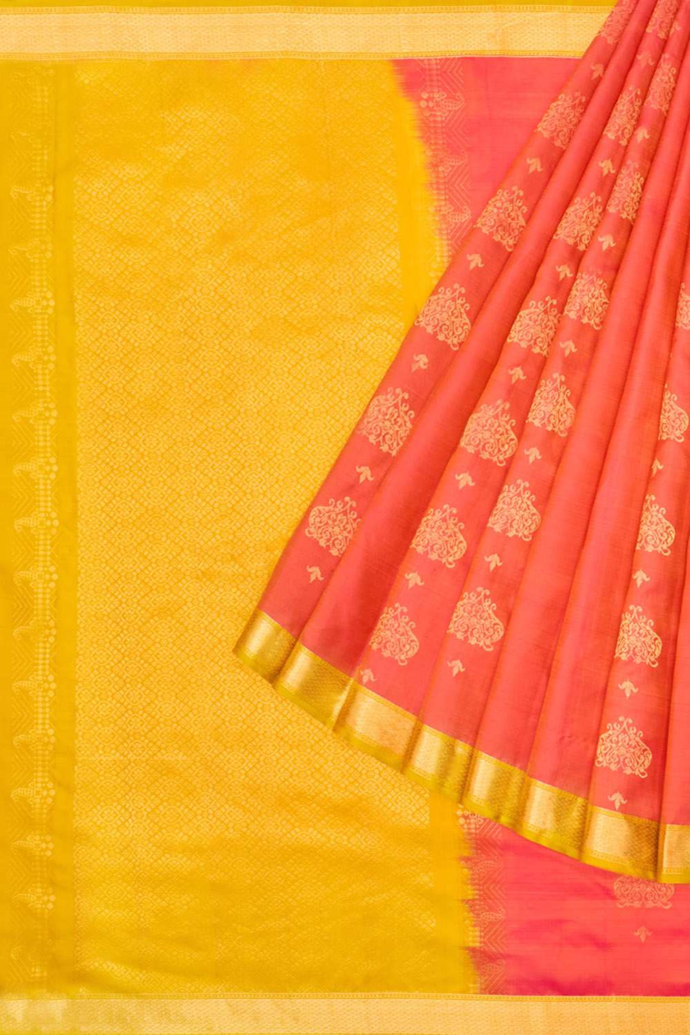 Pink Woven Kanjivaram Inspired Design Pure Silk Saree image number null