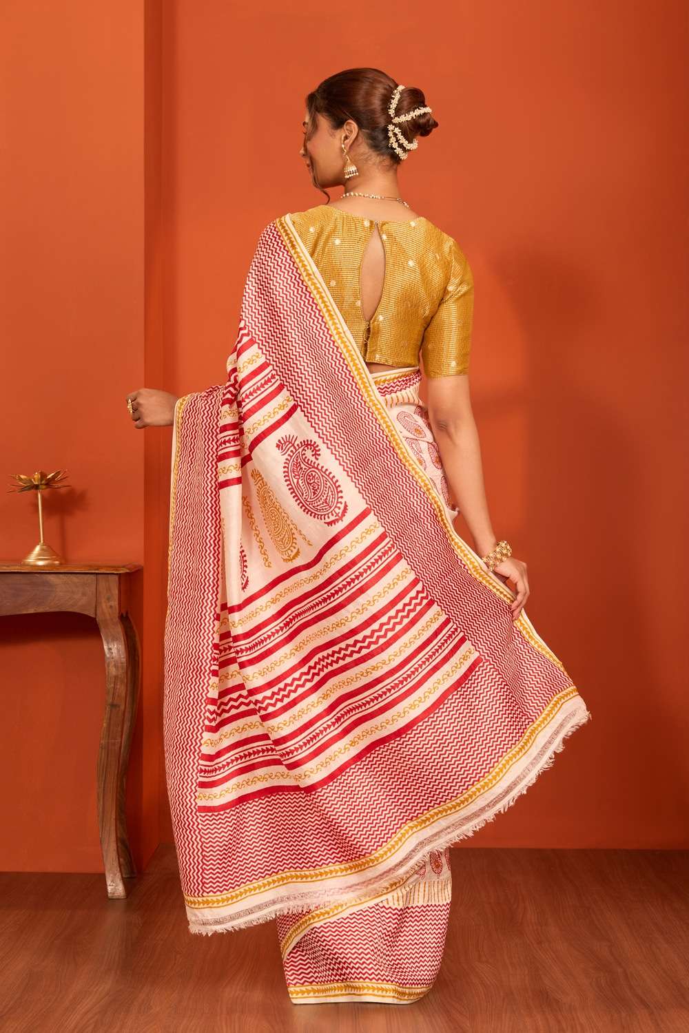 Off White Bengal Block Printed Pure Silk Saree image number null