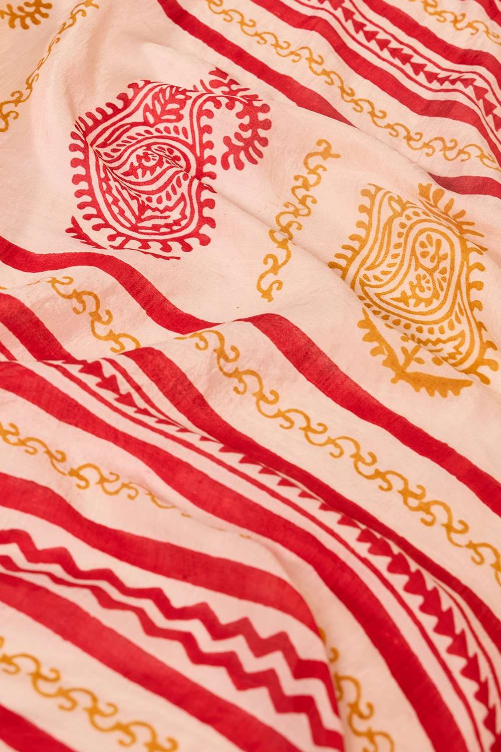Off White Bengal Block Printed Pure Silk Saree image number null