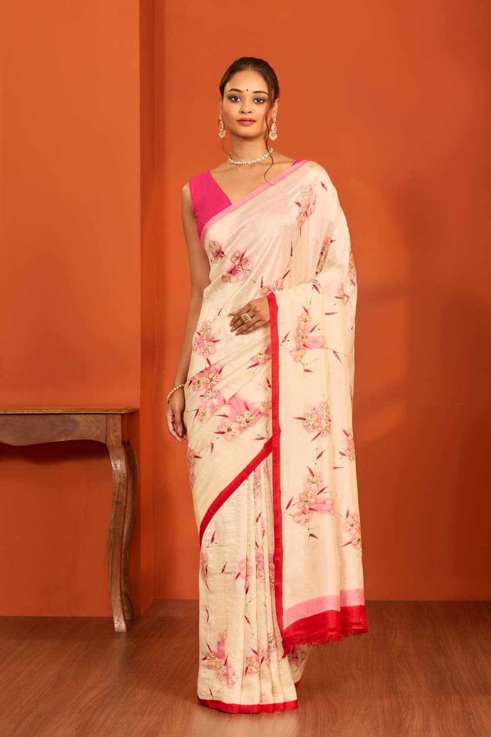 Off White Bengal Pure Silk Kantha Saree image number null