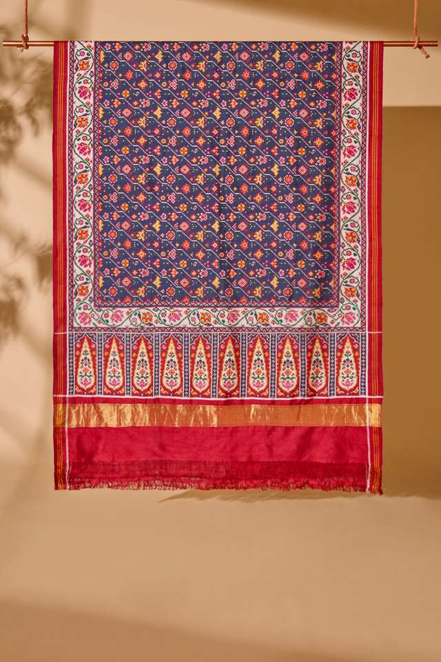 Red Patan Pure Silk Ikat Patola Saree thumbnail image number null