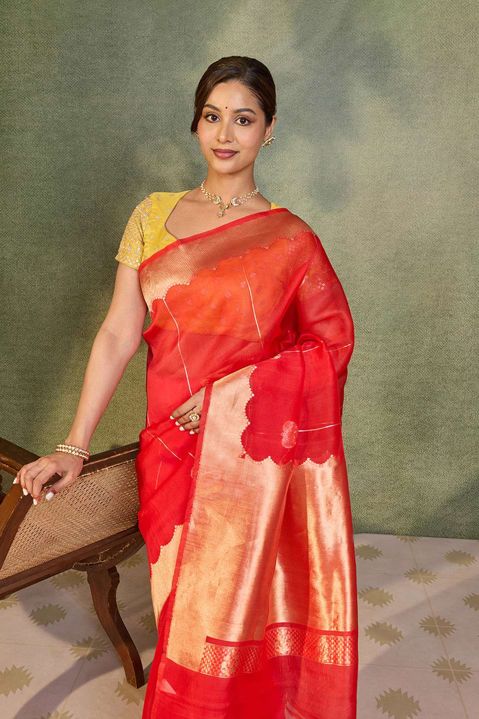 Red Pure Silk Organza Kadwa Banarasi Saree