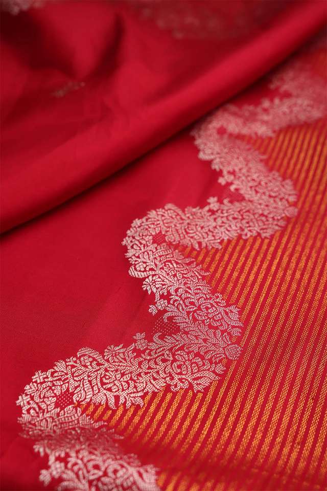 Red Kanjivaram Silk Saree thumbnail image number null