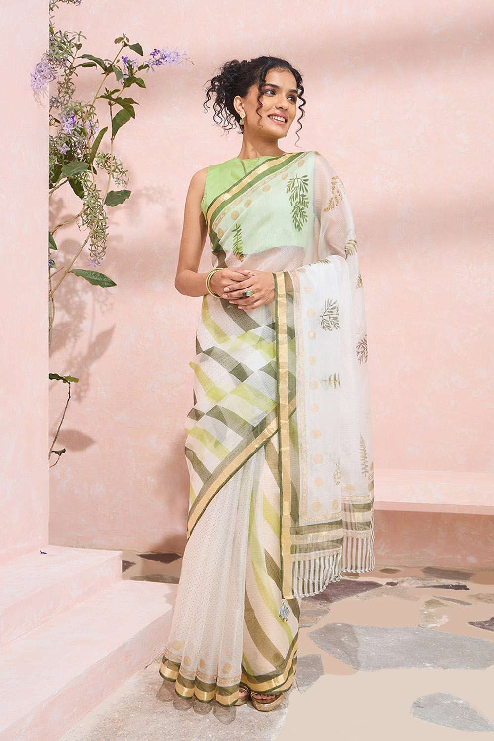 Off White Rajasthan Pure Silk Kota Printed Sanganeri Saree image number null