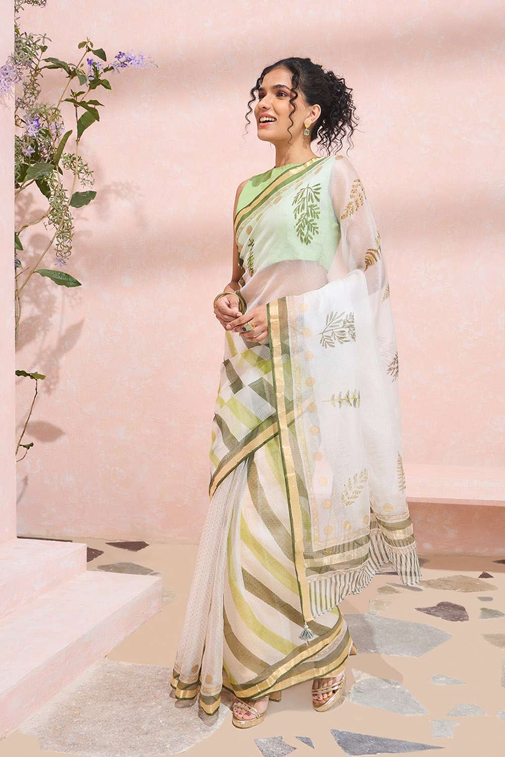 Off White Rajasthan Pure Silk Kota Printed Sanganeri Saree image number null