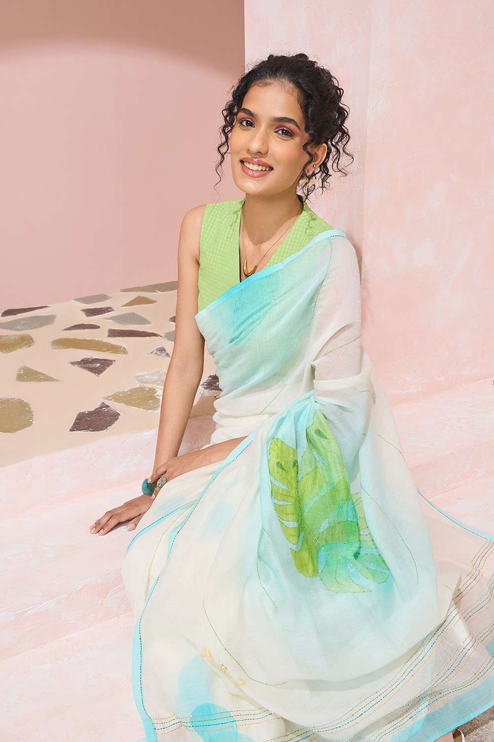 Off White Bengal Pure Silk Cotton Kantha Saree image number null