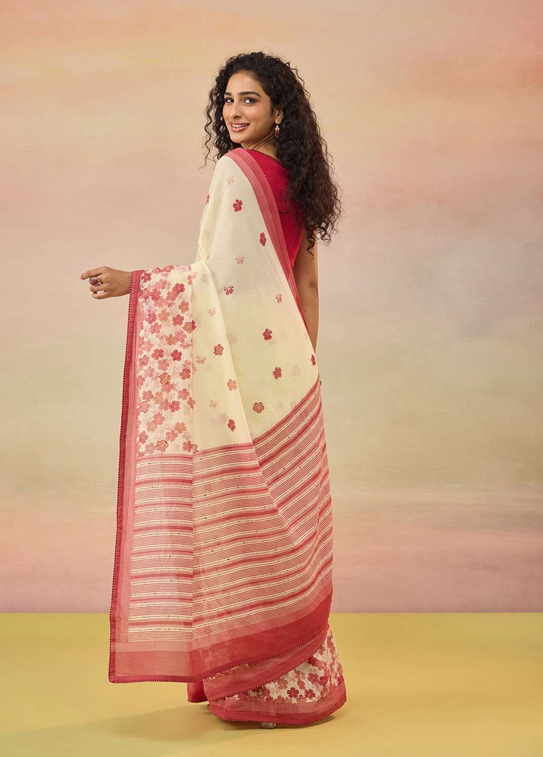 Light Yellow Pure Cotton Mulmul Screen Printed Bengal Saree image number null