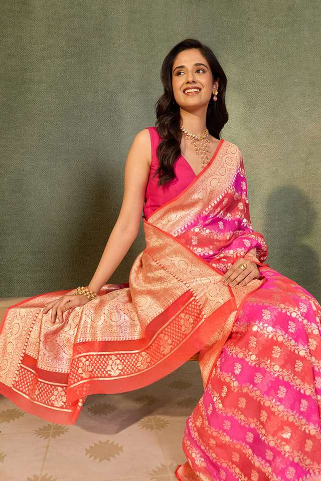 Multicoloured Pure Silk Georgette Cutwork Banarasi Saree thumbnail image number null