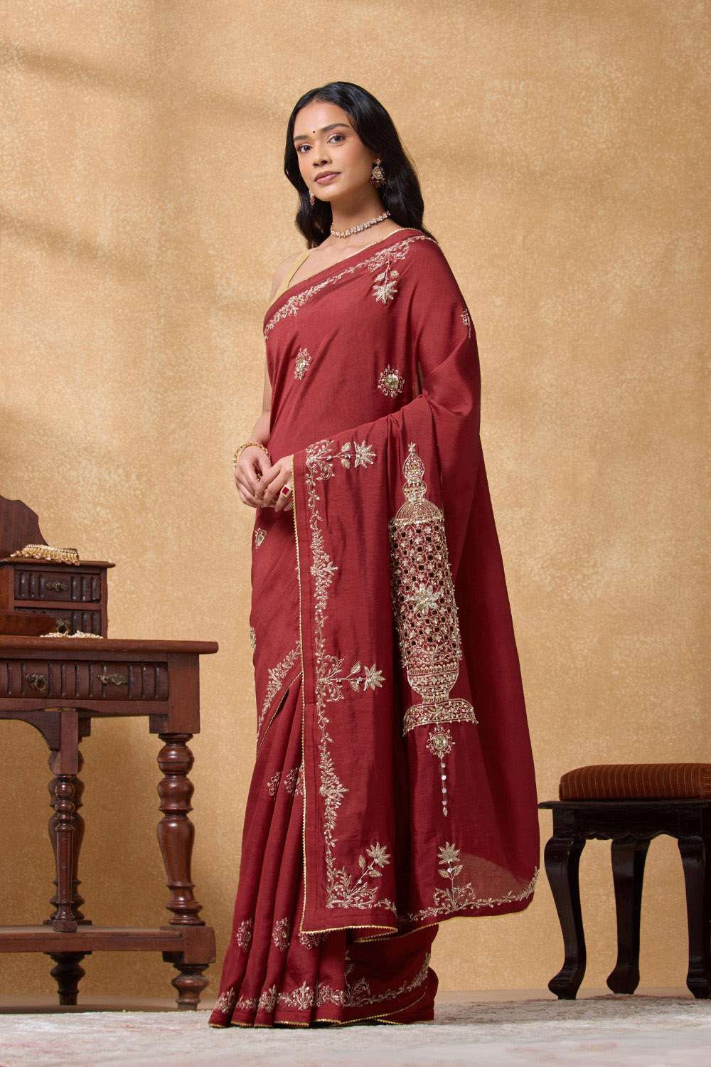 Red Bengal Silk Viscose Embroidered Saree image number null